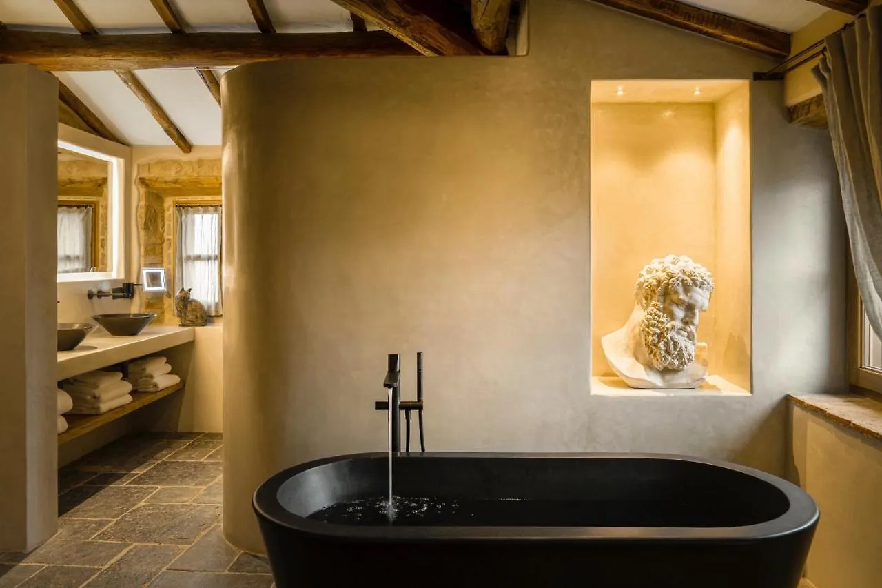La Tuscia - Tenuta Di Toscana, Boutique Villa Gaiole in Chianti